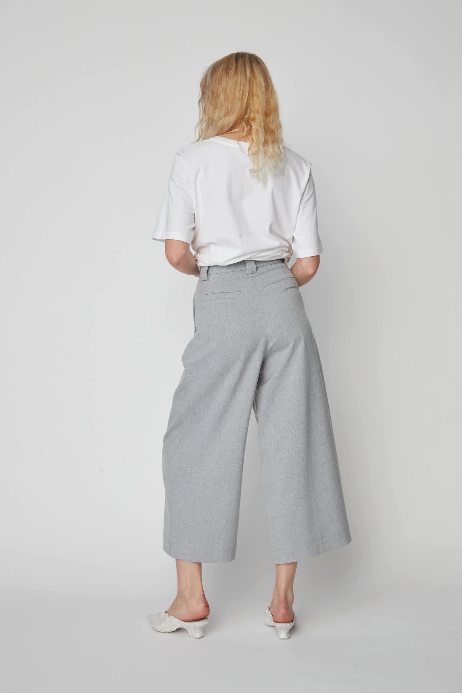 Stella Nova Cropped High-Waisted Pants Pants 944 Grey Melange