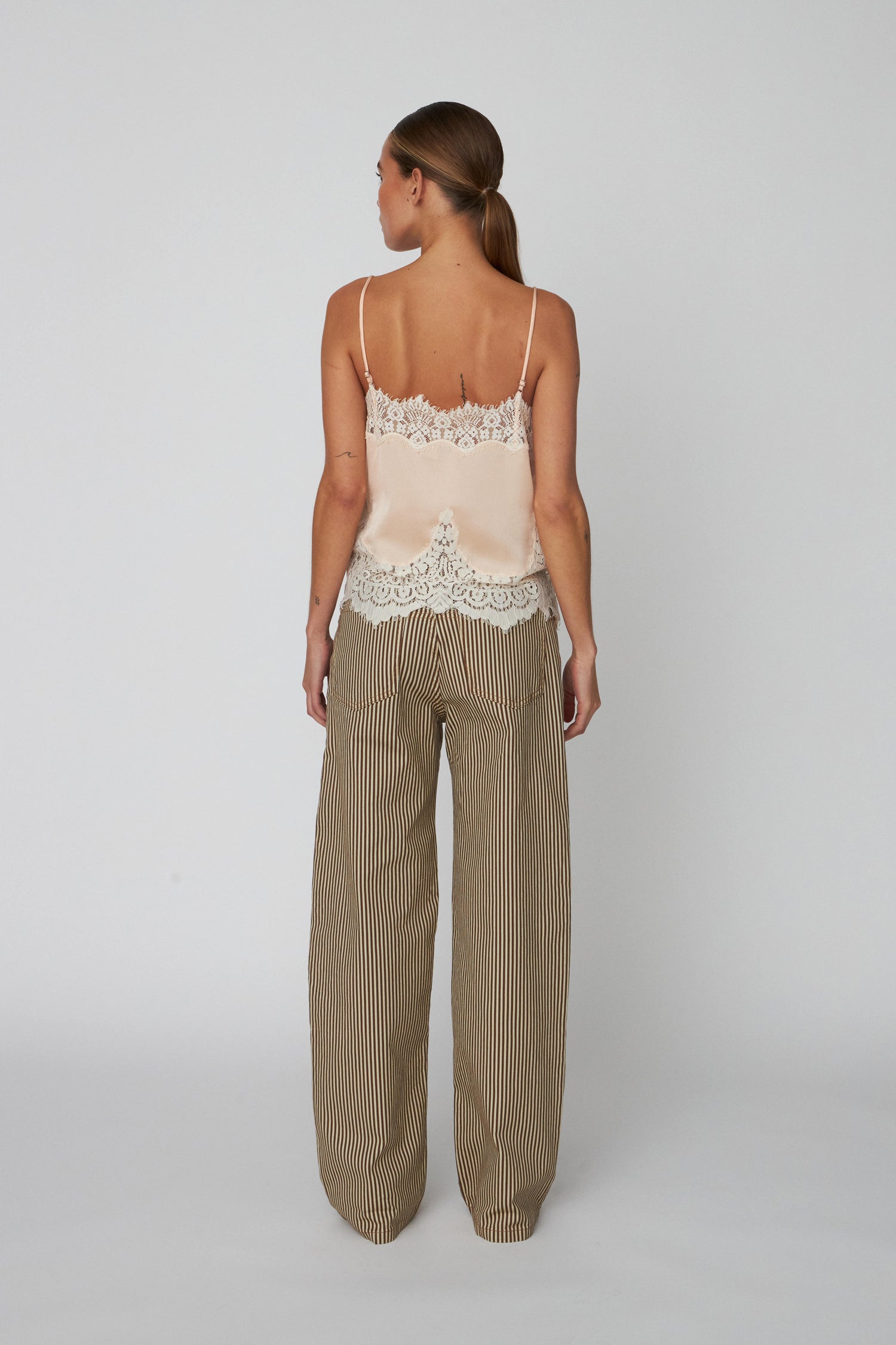 Stella Nova Delicate Lace Top Top 558 Pale Pink